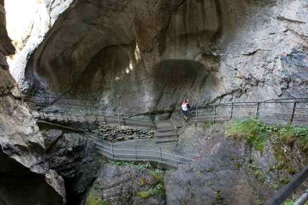 2009 09 18 alpinetour 2009 denise sykes interlaken motorhome rubywedding trummelbachfalls 144 jpg