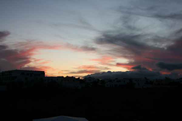 2009 03 19 holidays lanzarote lanzarote 2009 sky 096 jpg