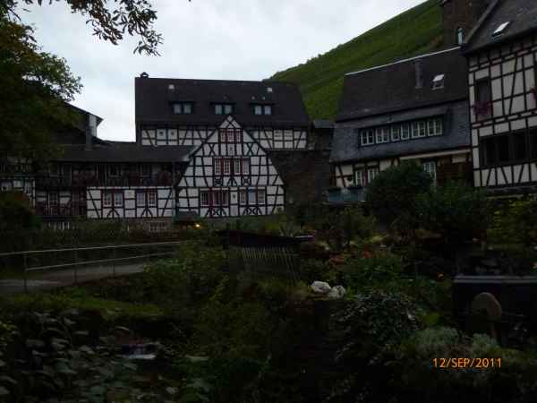 2011 09 12 rhine in flames trip bacharach motorhome 155 jpg