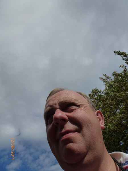 2011 09 12 rhine in flames trip cathy vic cycling lorch motorhome 075 jpg