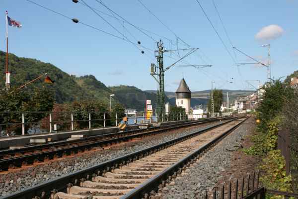 2011 09 12 rhine in flames trip cycling kaub motorhome 034 jpg