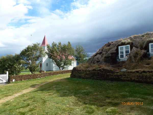 2012 08 11 iceland 2012 glaumbaer  turf houses iceland 171 jpg