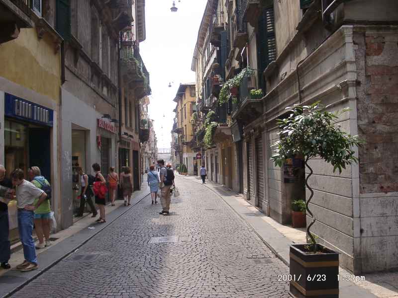 2001 06 23 italy 2001 verona 090 jpg 3