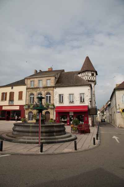 2014 07 30 france2014 motorhome pourcain 206 jpg