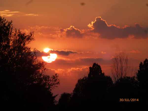 2014 07 30 france2014 motorhome saintpourcain sur sioule 219 jpg