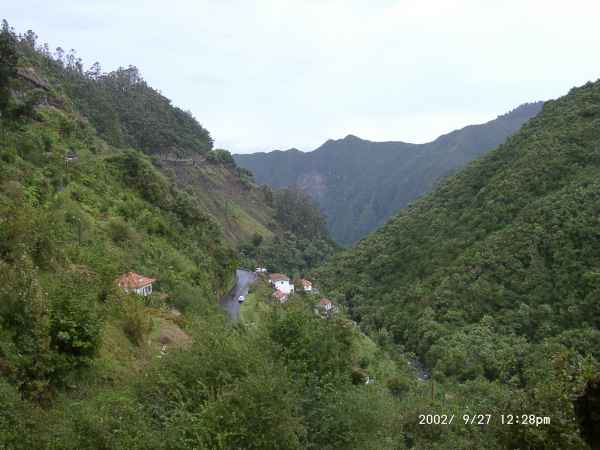 2002 09 27 madeira 2002 walking 076 jpg