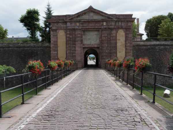 2017 07 12 europe 2017 alpine motorhome neuf brisach post ccc tour 057 jpg