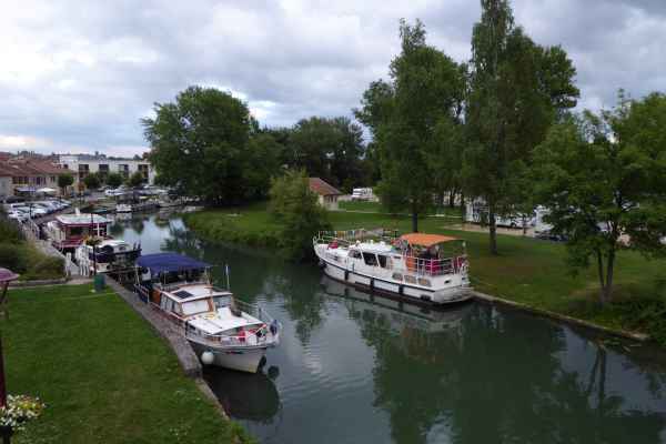 2017 07 14 europe 2017 alpine motorhome post ccc tour stenay sur meuse 082 jpg