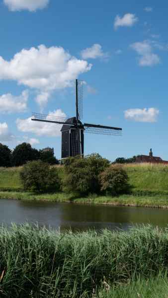 2019 07 03 brielle netherlands 2019 windmill turbine 006 