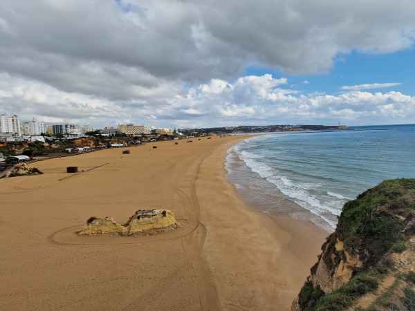 2023 02 08 praia da rocha 059 d 2