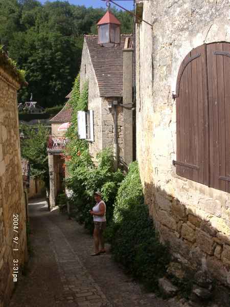 2004 09 01 beynac et cazenac denise sykes france goldwing tremolat 2004 066 jpg