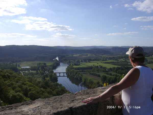 2004 09 01 beynac et cazenac denise sykes france goldwing tremolat 2004 070 jpg