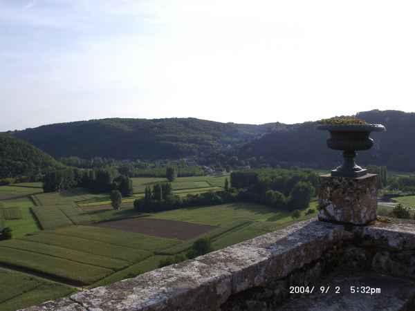 2004 09 02 dordogne france goldwing marqueyssac jardins tremolat 2004 walking 087 jpg
