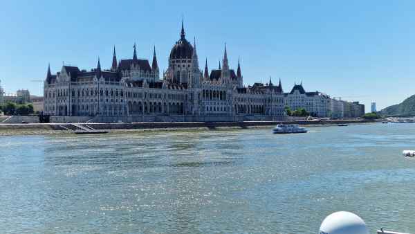 2025 07 02 1045 budapest danube cruise 261  2
