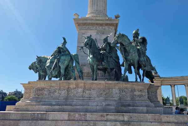 2025 07 02 1607 budapest danube cruise 305  2