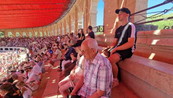  2025 08 08 1122 le signe du triomphe puy du fou 045 