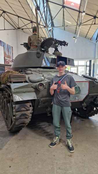  2025 08 10 1215 saumur tanks 065 