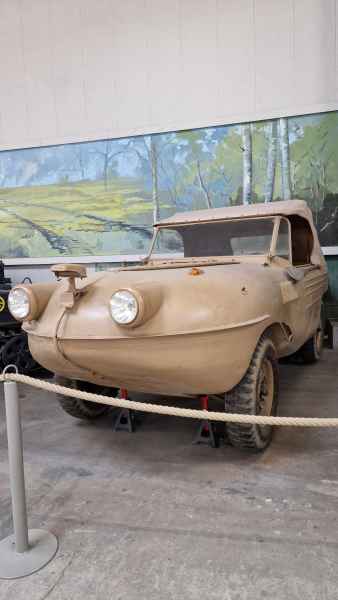  2025 08 10 1234 saumur tanks 066 