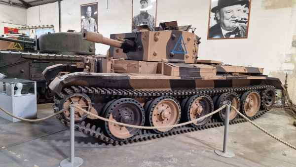  2025 08 10 1351 saumur tanks 230 