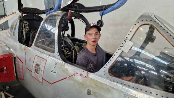  2025 08 13 1049 airoplane angers 210 